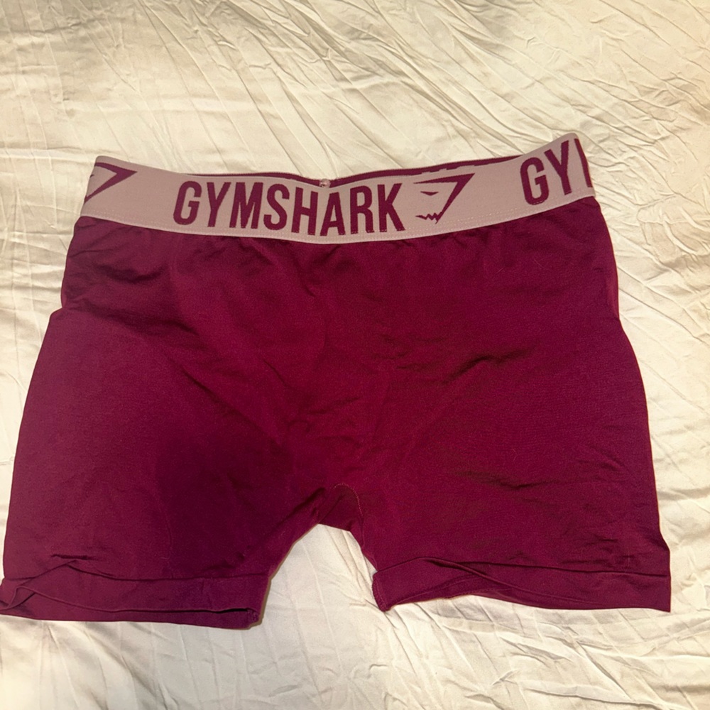Medium maroon gym shark shorts women